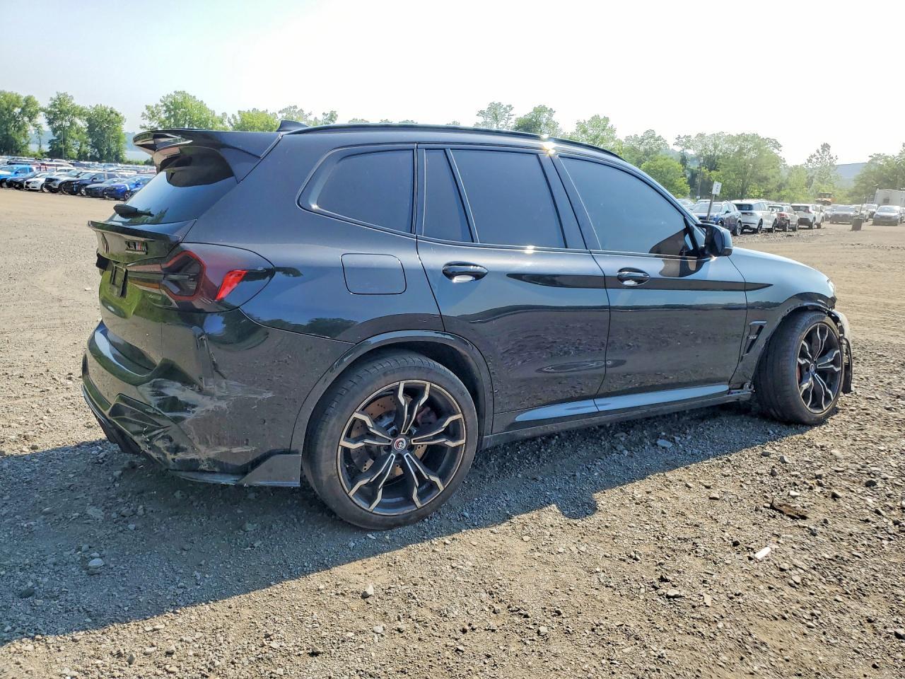 2023 BMW X3 M - Фото 3