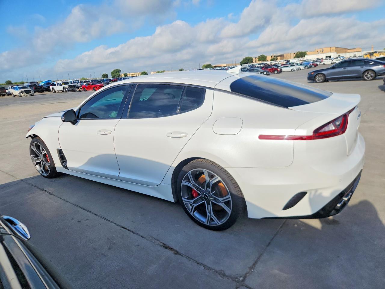 2020 Kia Stinger Gt - Фото 2