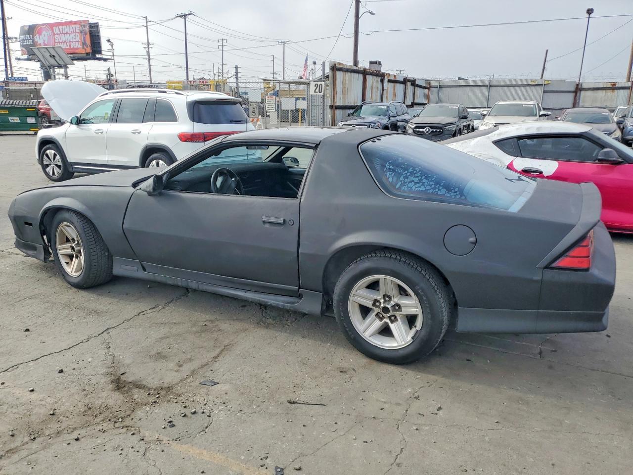 1991 Chevrolet Camaro Rs - Фото 2