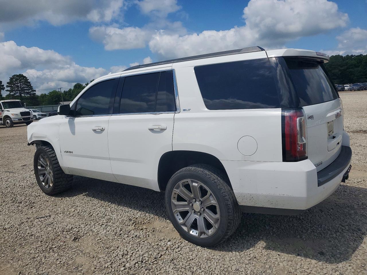 2016 GMC Yukon Slt - Фото 2