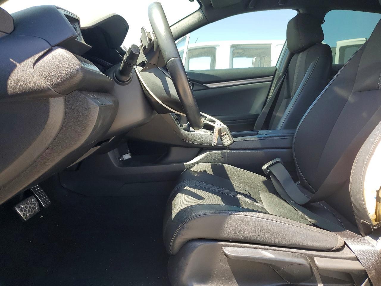 2021 Honda Civic Sport - Image 7