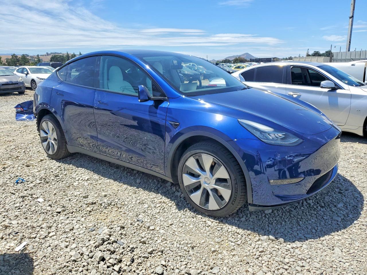 2022 Tesla Model Y - Фото 4