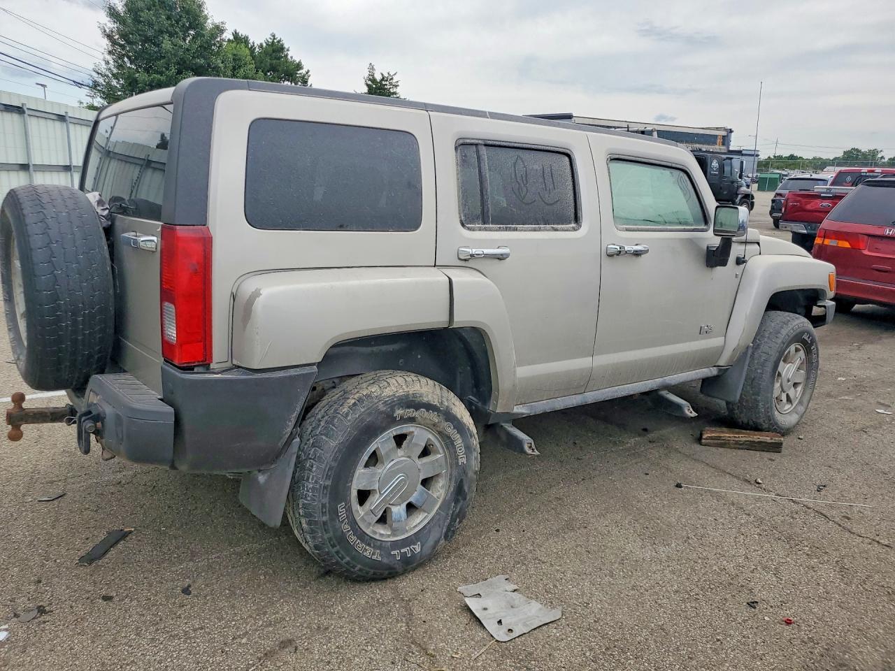 2008 Hummer H3 Luxury - Фото 3