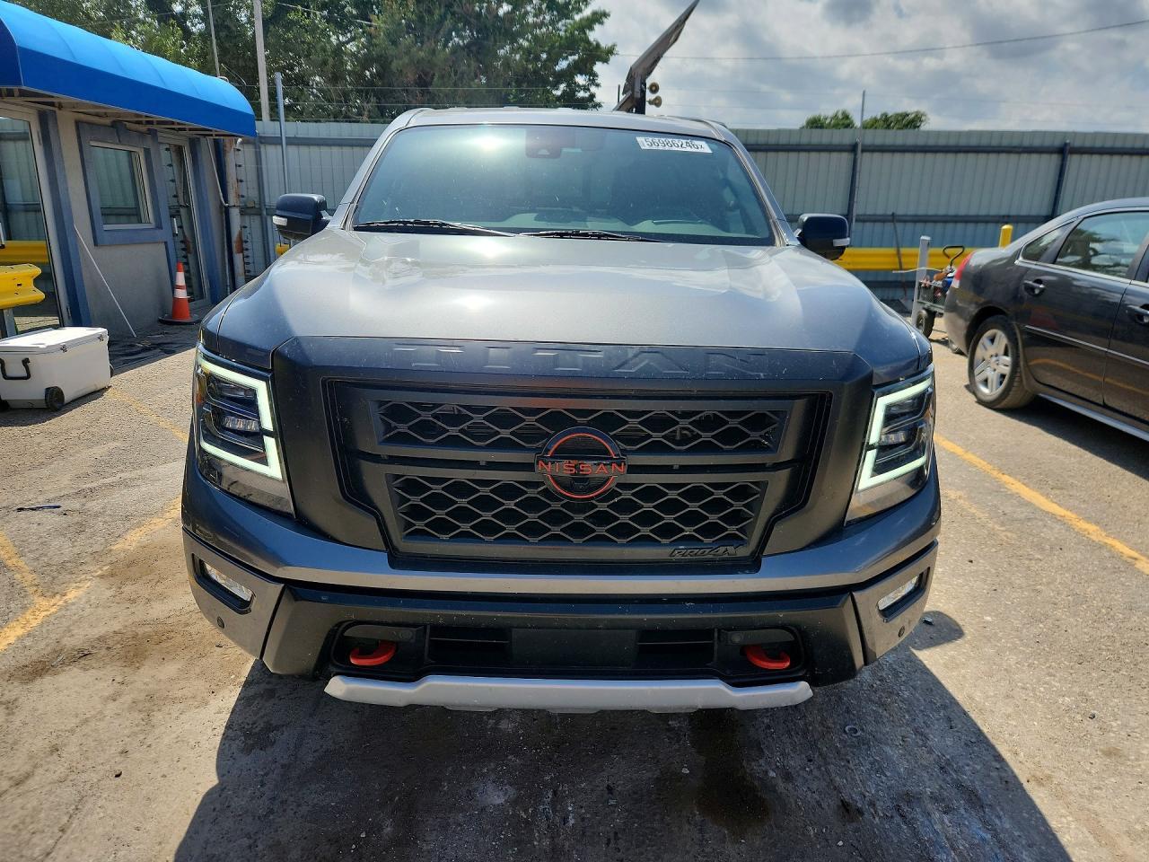 2024 Nissan Titan Pro-4X - Фото 5