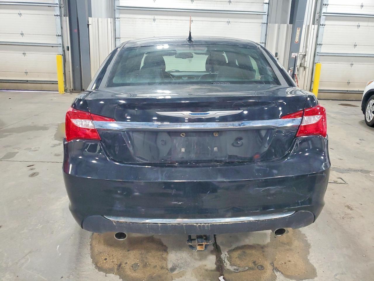 2012 Chrysler 200 Limited - Фото 6