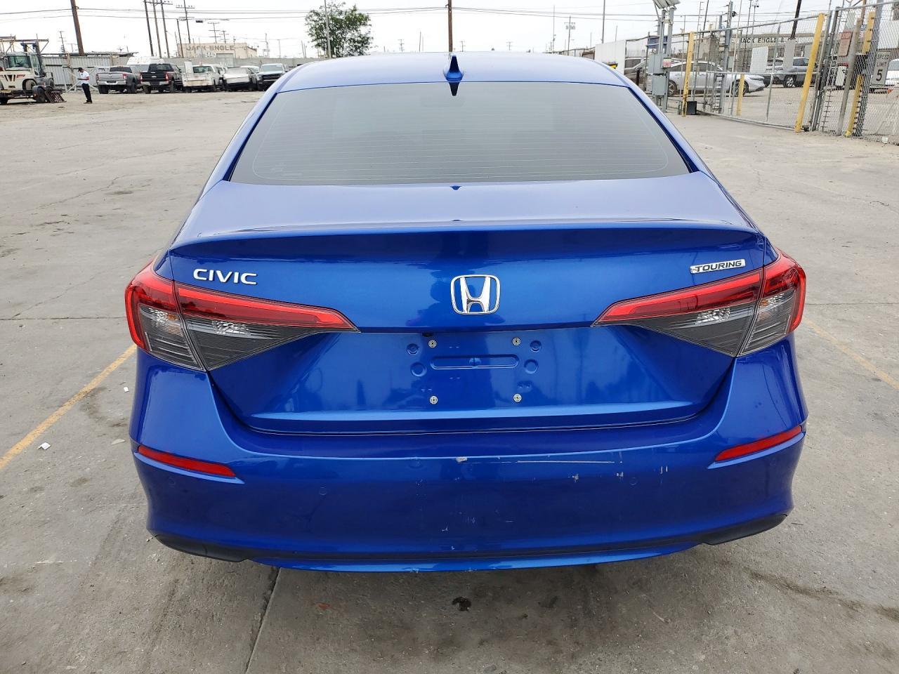 2023 Honda Civic Touring - Image 6