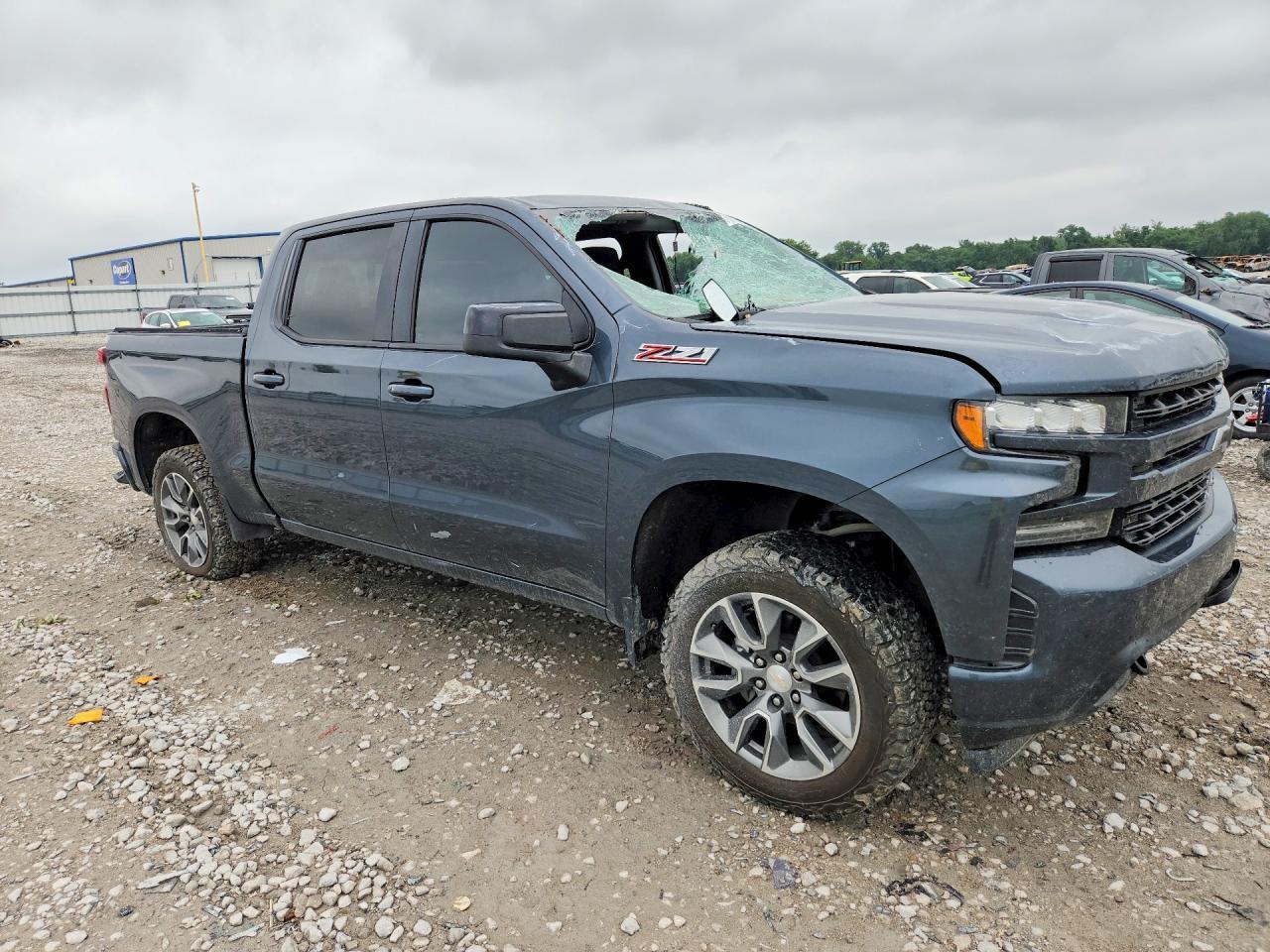 2019 Chevrolet Silverado K1500 Rst - Image 4