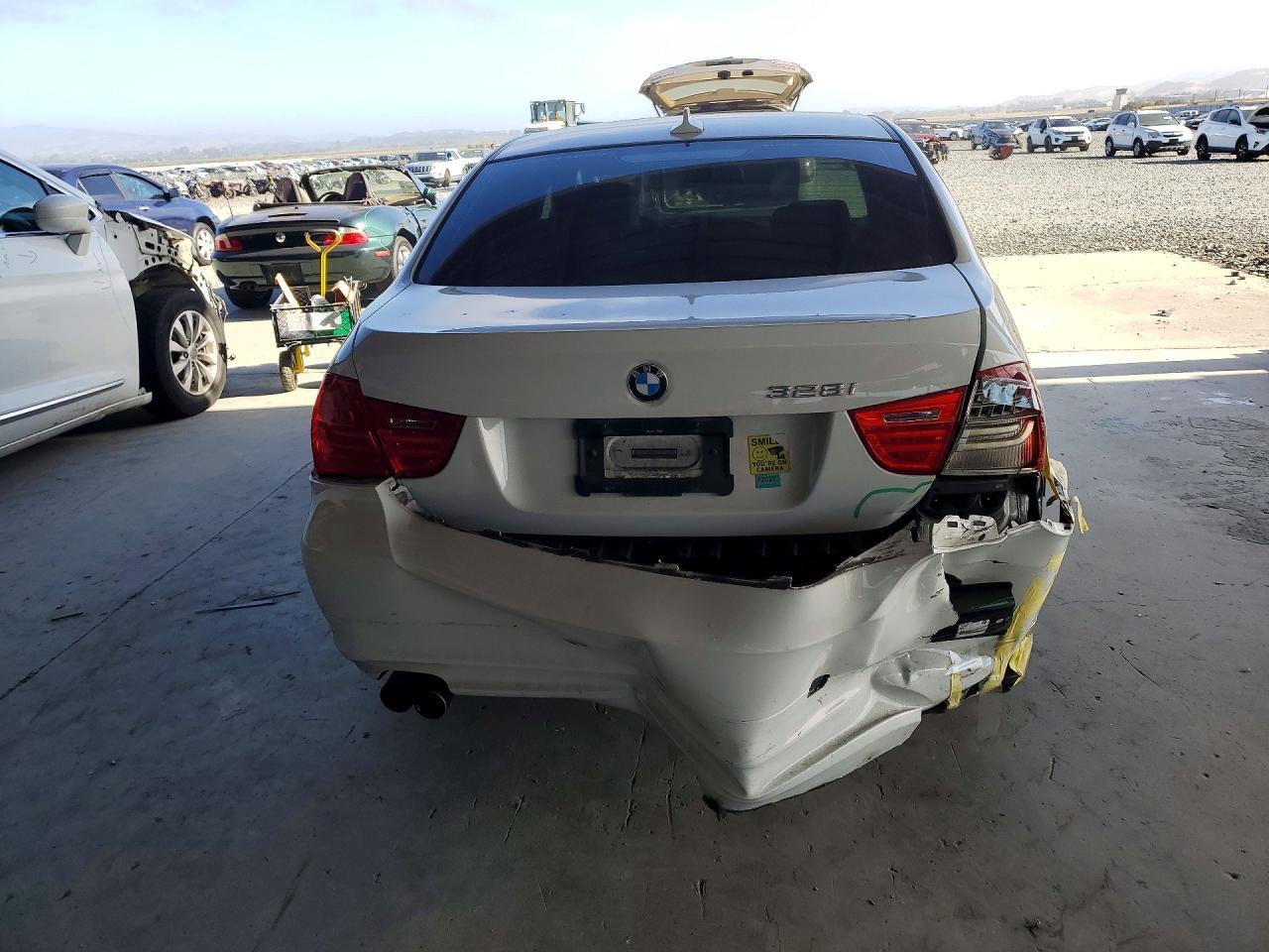 2011 BMW 328 I Sulev - Image 6