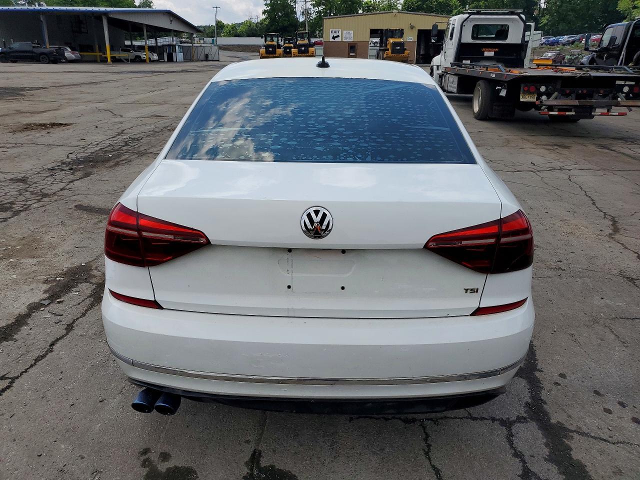 2018 Volkswagen Passat S - Image 6
