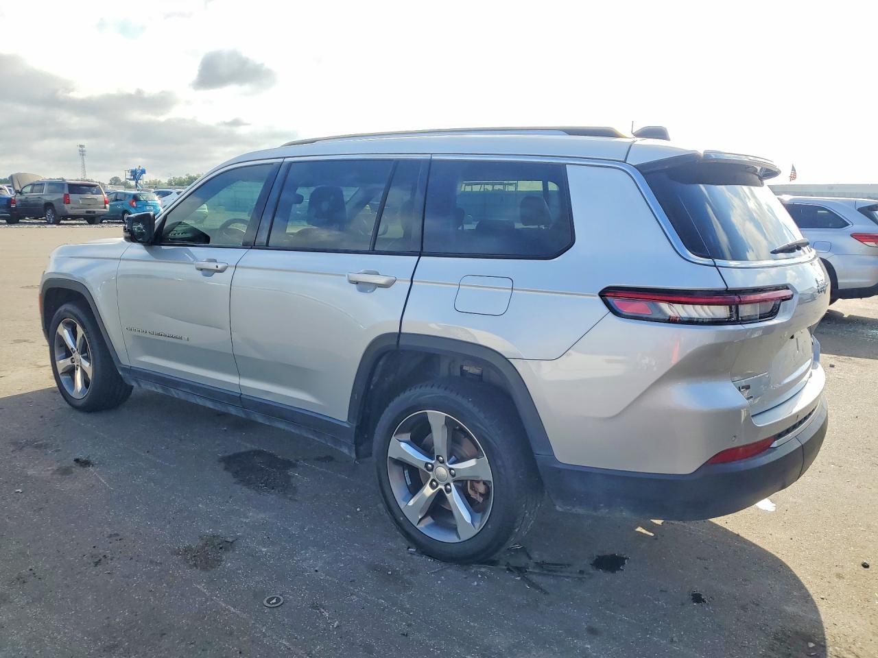 2021 Jeep Grand Cherokee L Limited - Фото 2