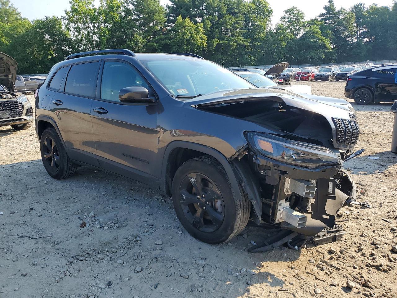 2019 Jeep Cherokee Latitude Plus - Image 4