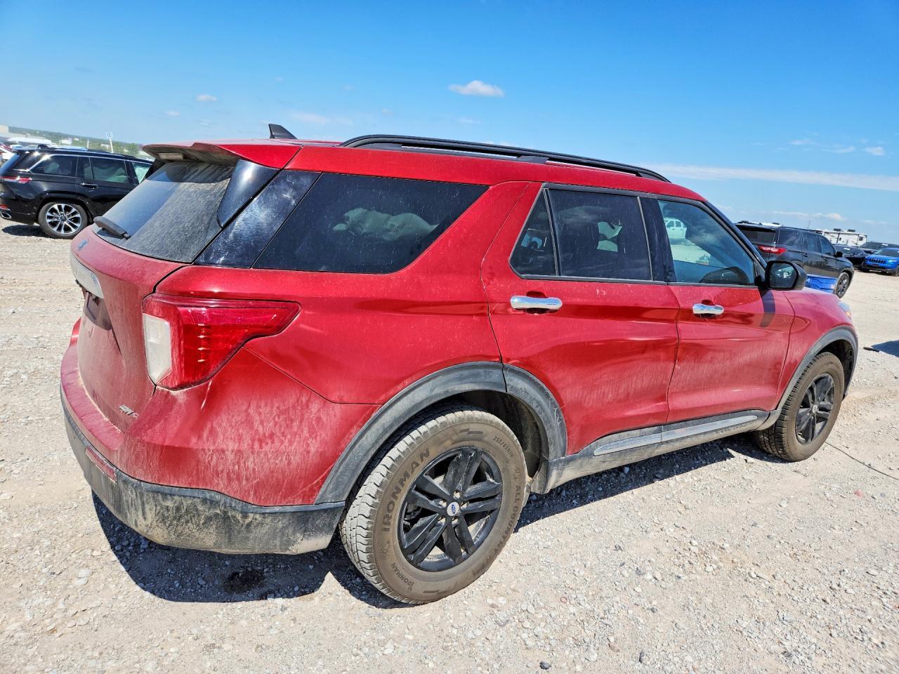 2022 Ford Explorer Xlt - Фото 3
