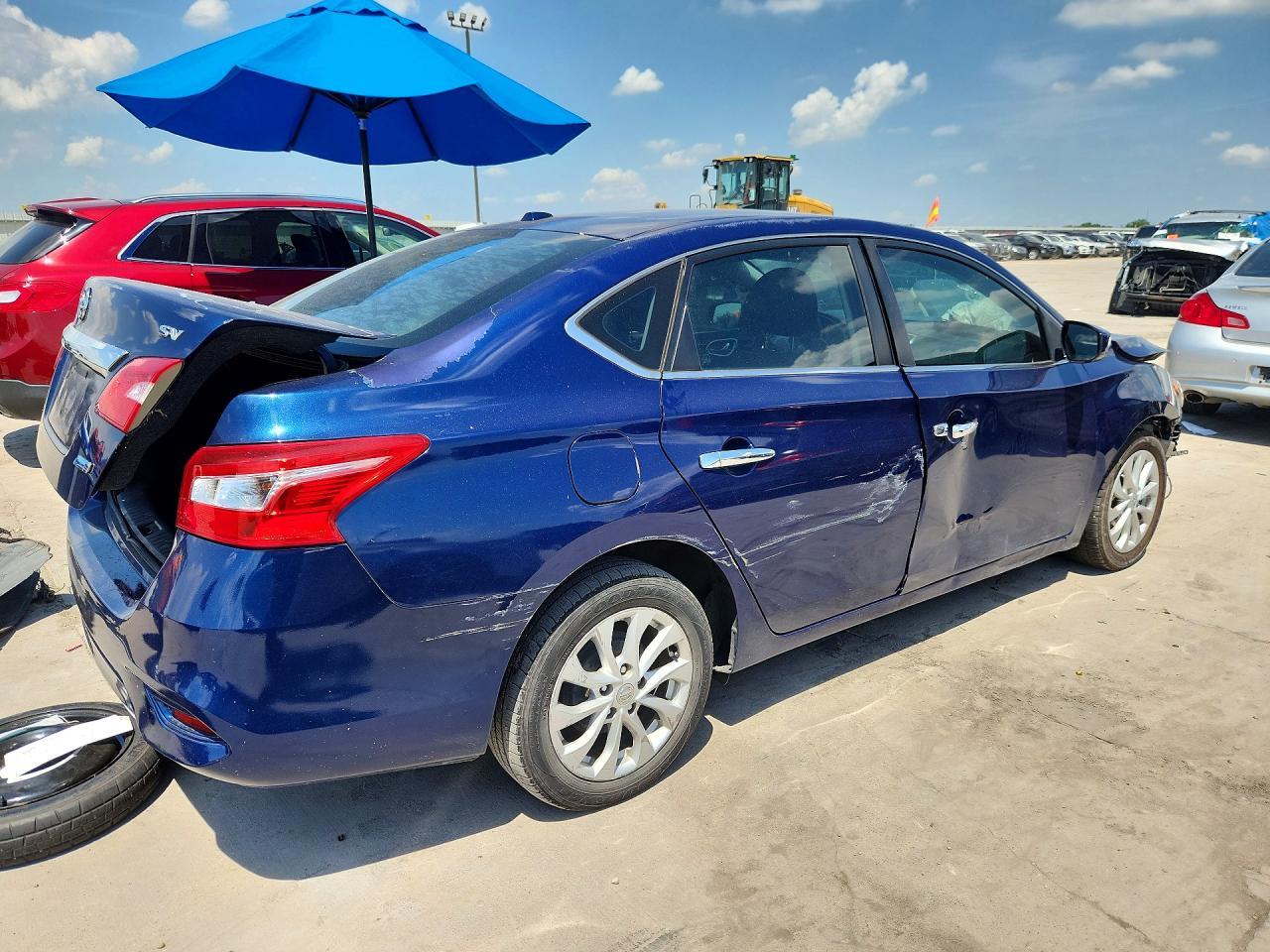 2018 Nissan Sentra Sv - Фото 3