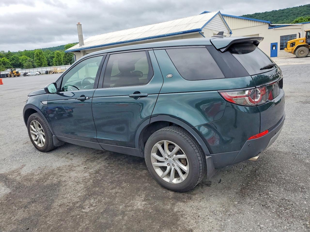 2016 Land Rover Discovery Sport Hse - Image 2