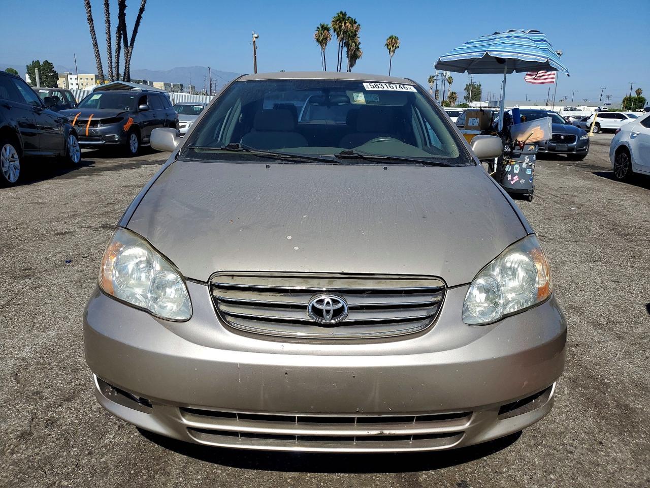 2004 Toyota Corolla Le - Image 5