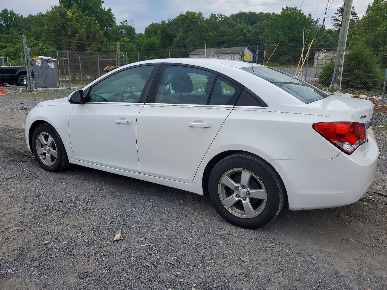 2014 Chevrolet Cruze Lt - Image 2