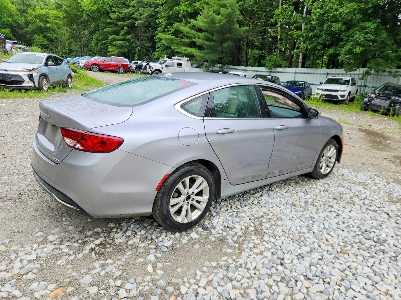 2016 Chrysler 200 Limited - Фото 3