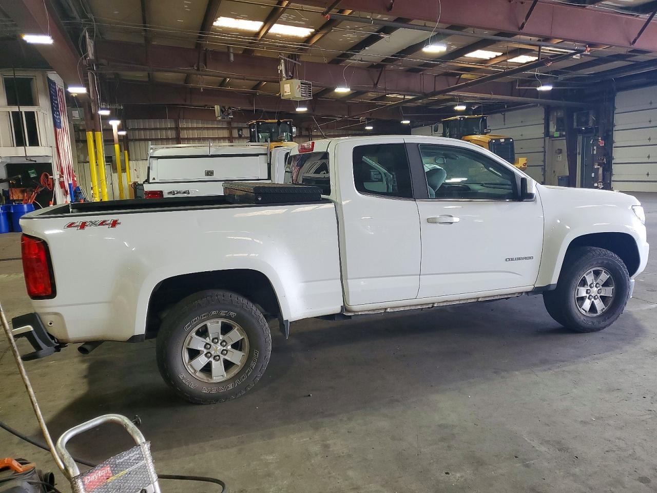 2019 Chevrolet Colorado - Image 3