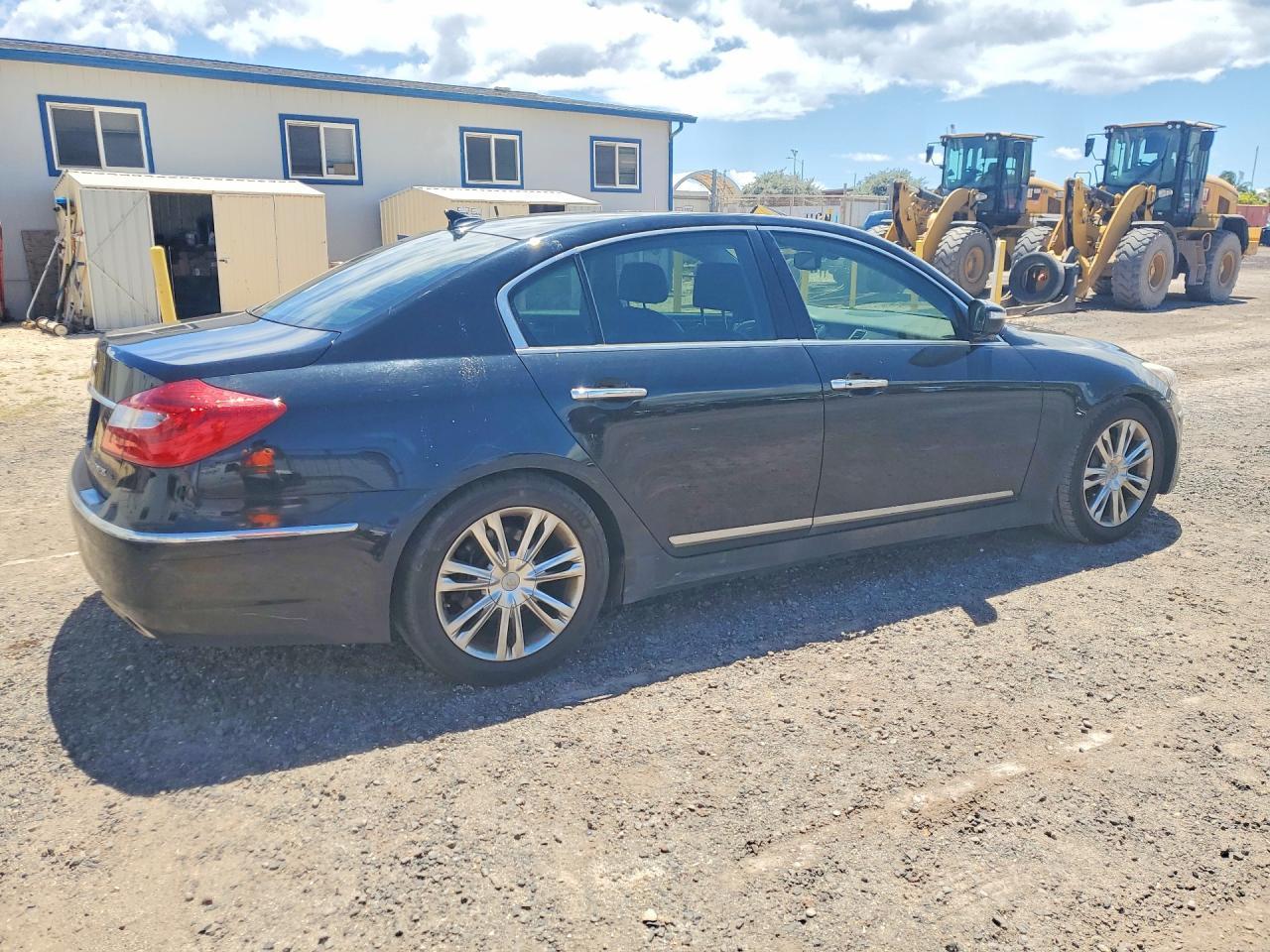 2012 Hyundai Genesis 4.6L - Image 3
