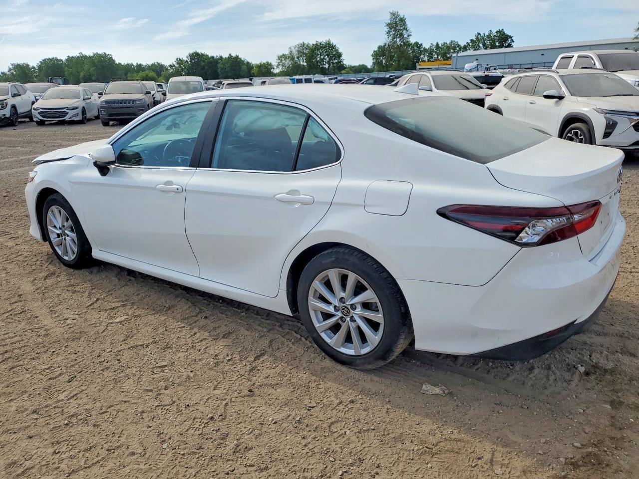 2023 Toyota Camry Le - Image 2