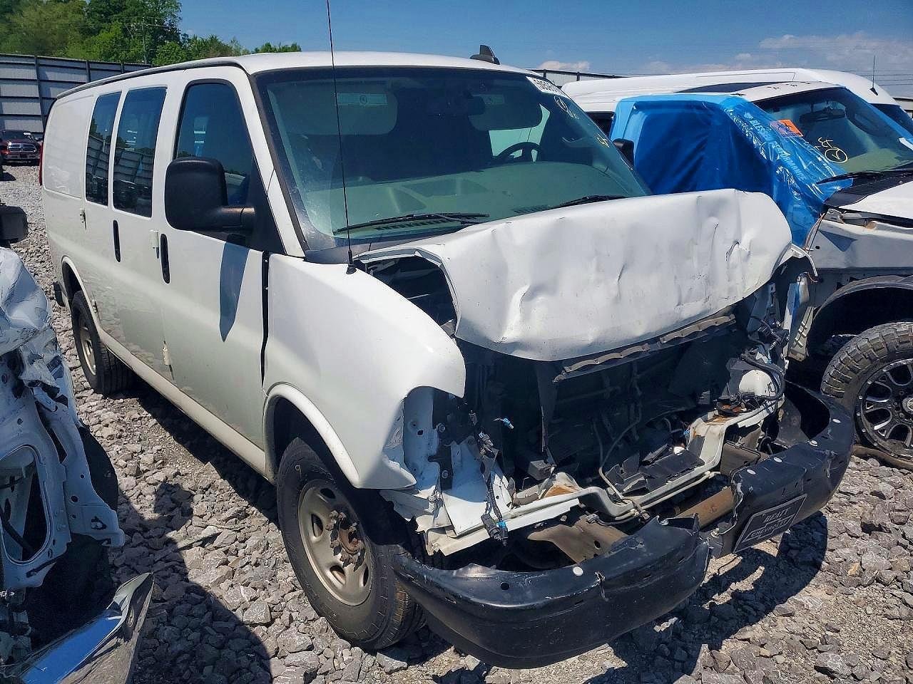 2018 Chevrolet Express G2500 4Lt - Фото 4