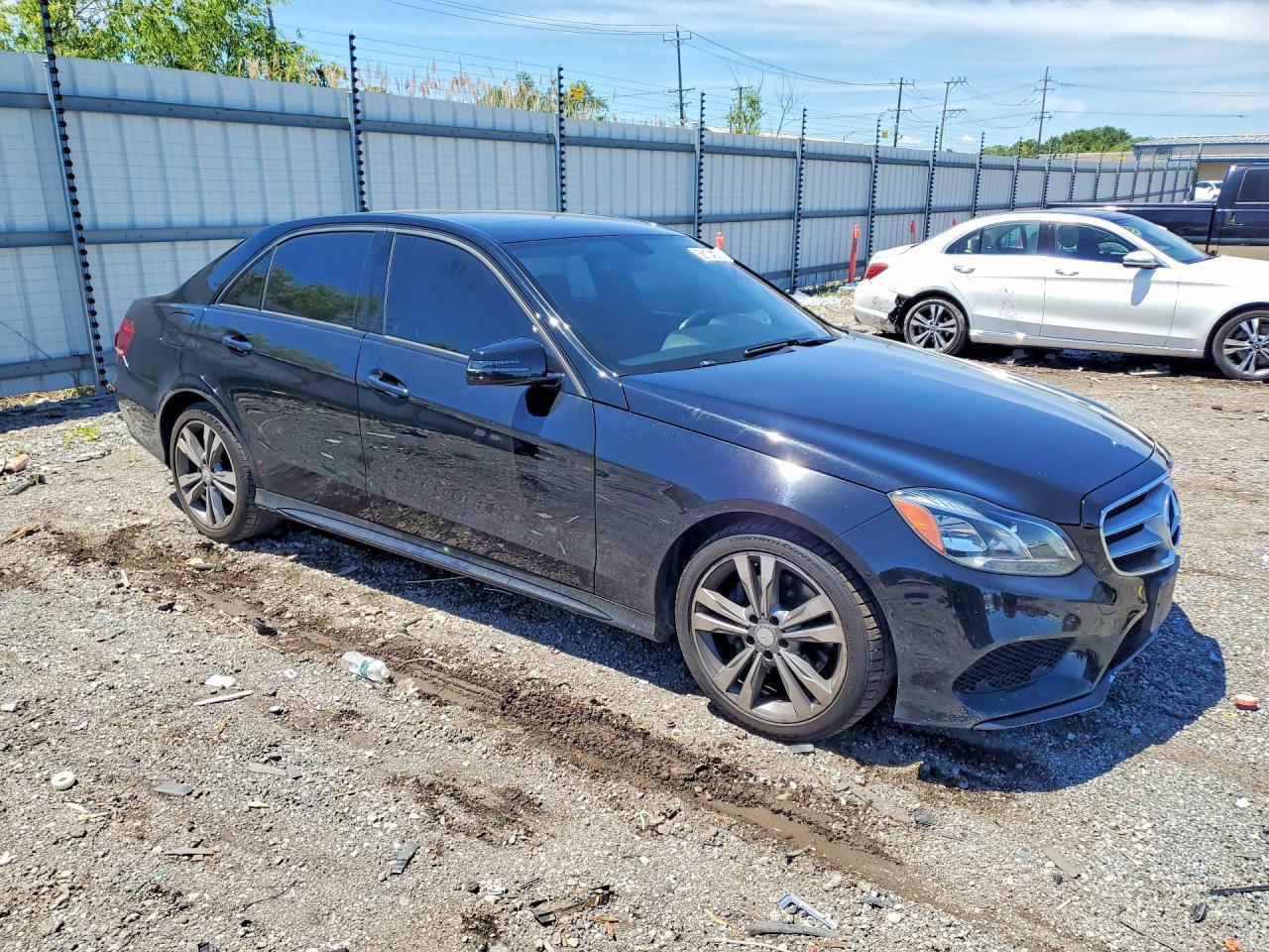 2016 Mercedes-Benz E 350 4Matic - Image 4