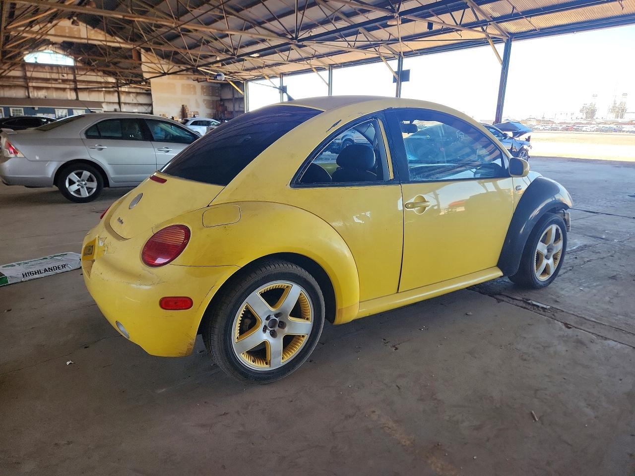 2002 Volkswagen New Beetle Gls - Image 3