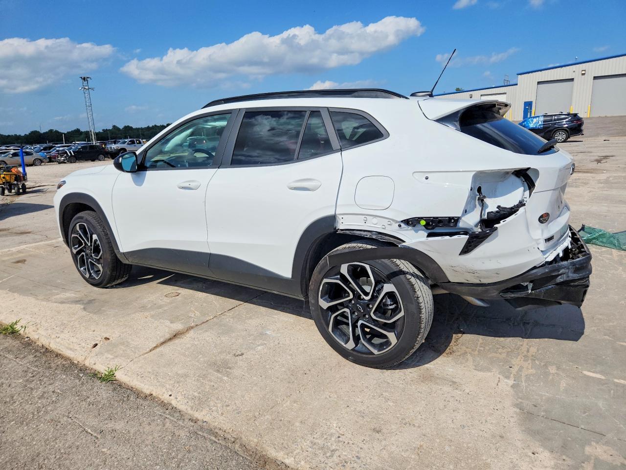 2026 Chevrolet Trax 2Rs - Image 2