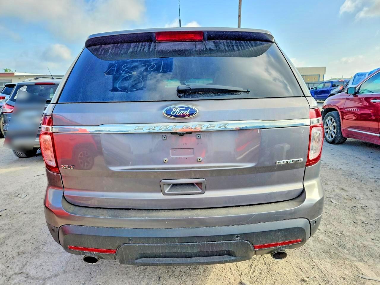 2014 Ford Explorer Xlt - Image 6