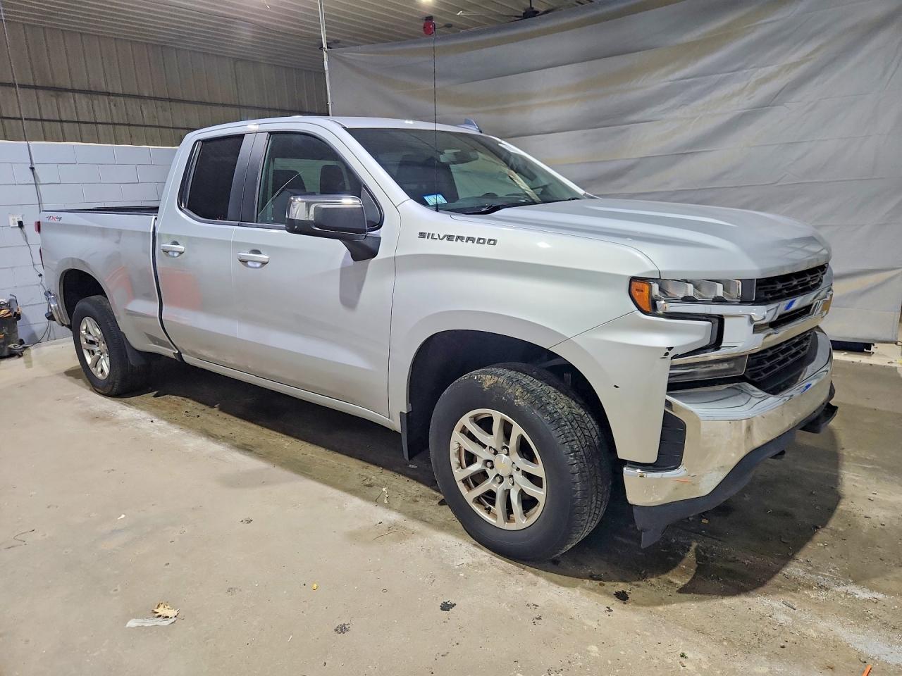 2020 Chevrolet Silverado K1500 Lt - Фото 4