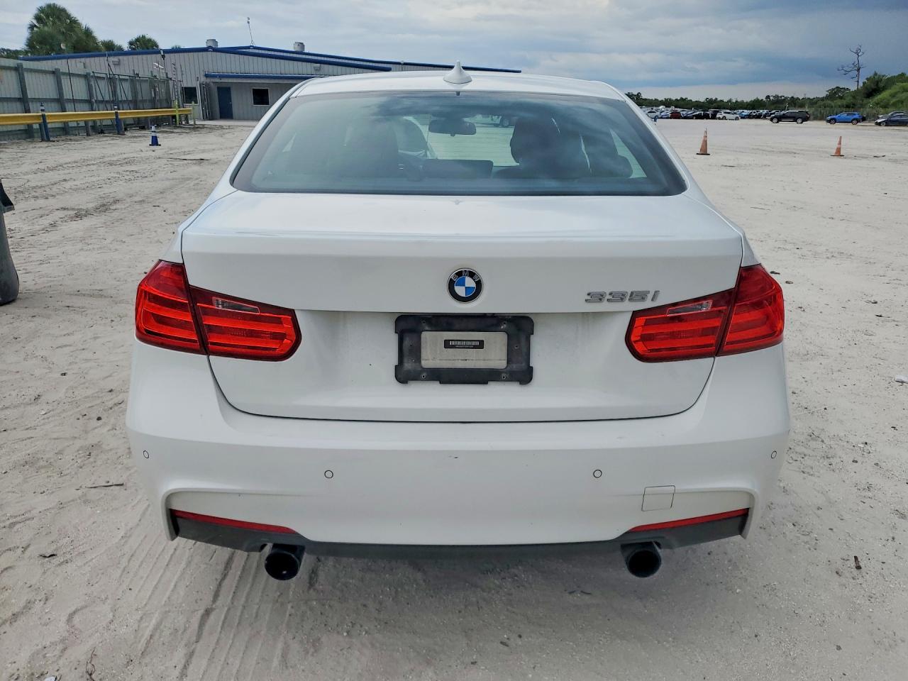 2013 BMW 335 I - Фото 6