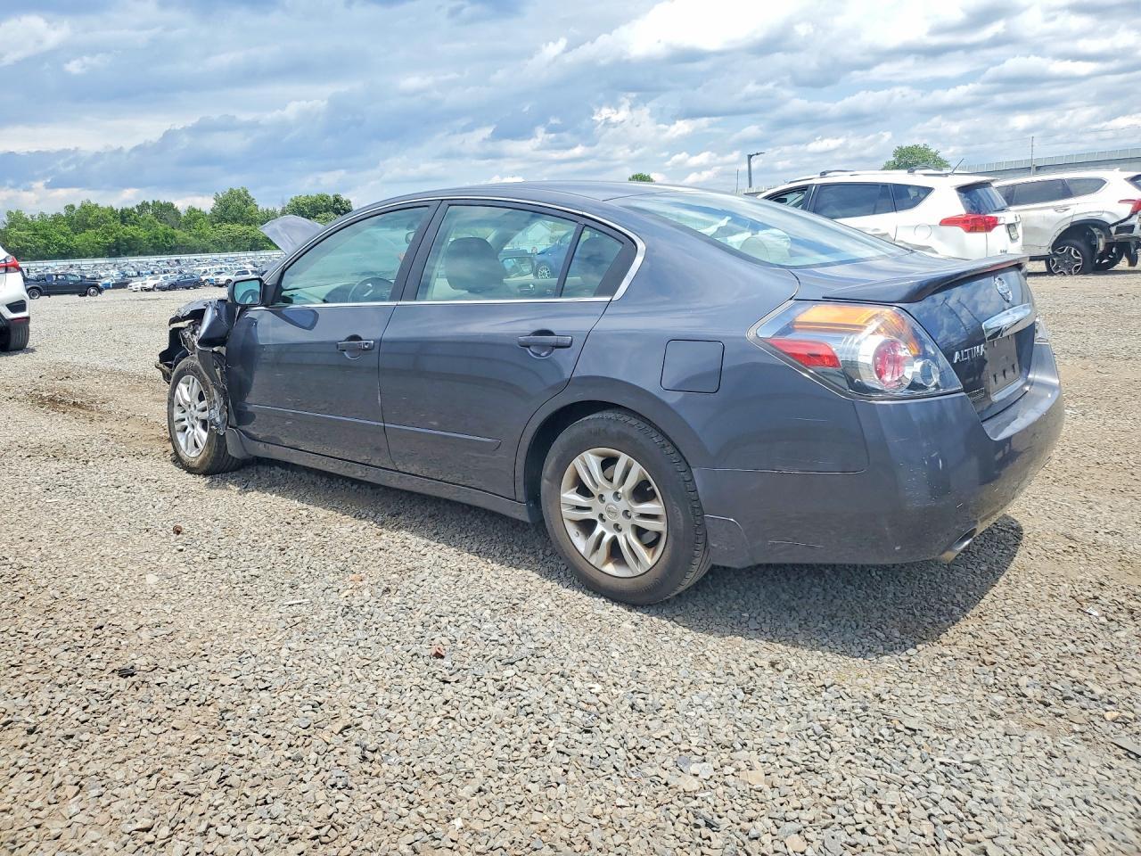 2011 Nissan Altima 2.5 - Фото 2