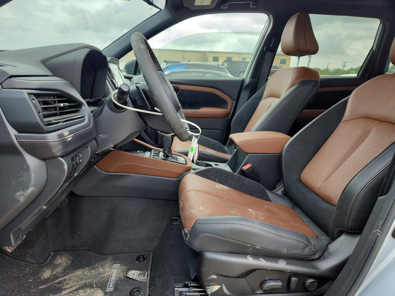 2025 Subaru Forester Touring - Image 7