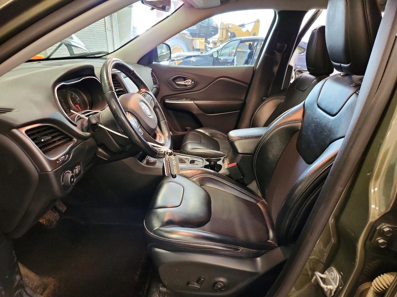 2019 Jeep Cherokee Latitude Plus - Фото 7