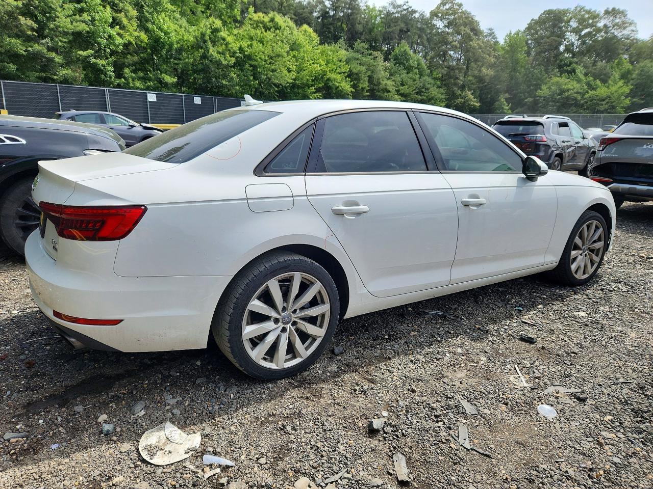 2017 Audi A4 Ultra Premium - Image 3