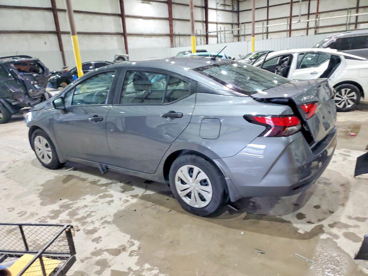 2025 Nissan Versa S - Фото 2