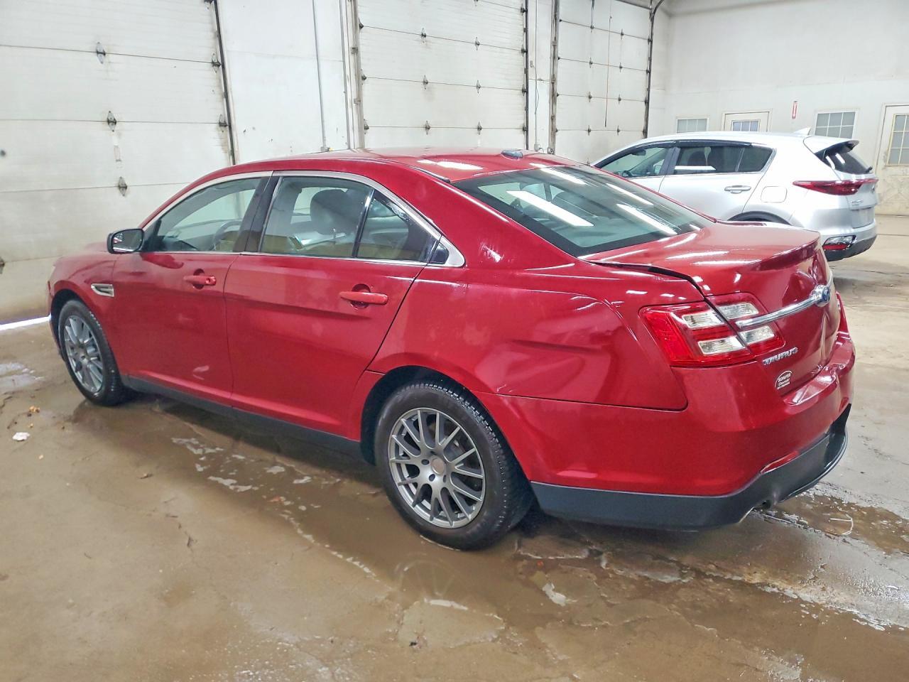 2014 Ford Taurus Sel - Фото 2