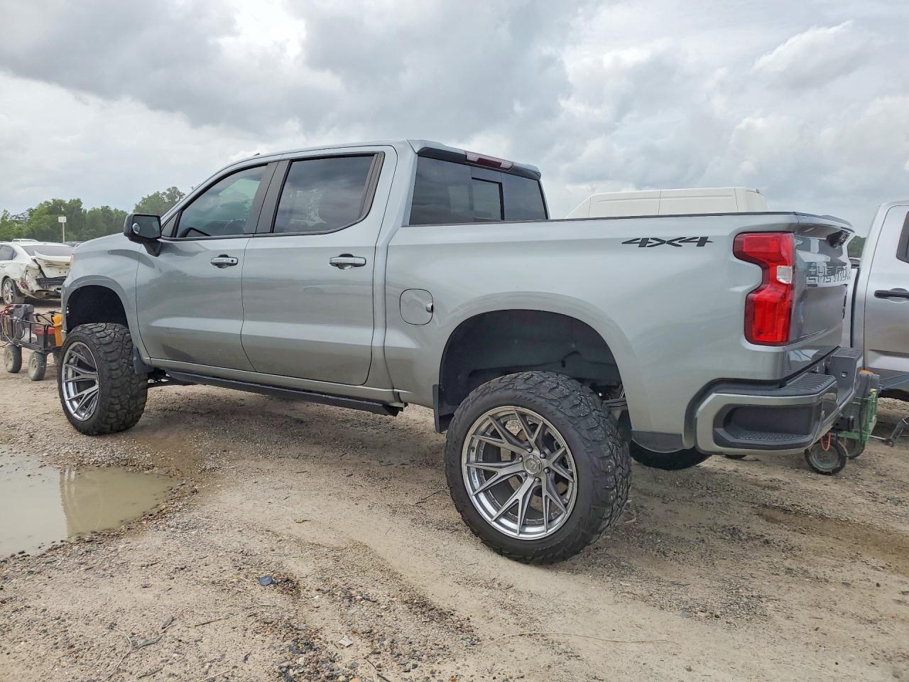 2024 Chevrolet Silverado K1500 Rst - Фото 2