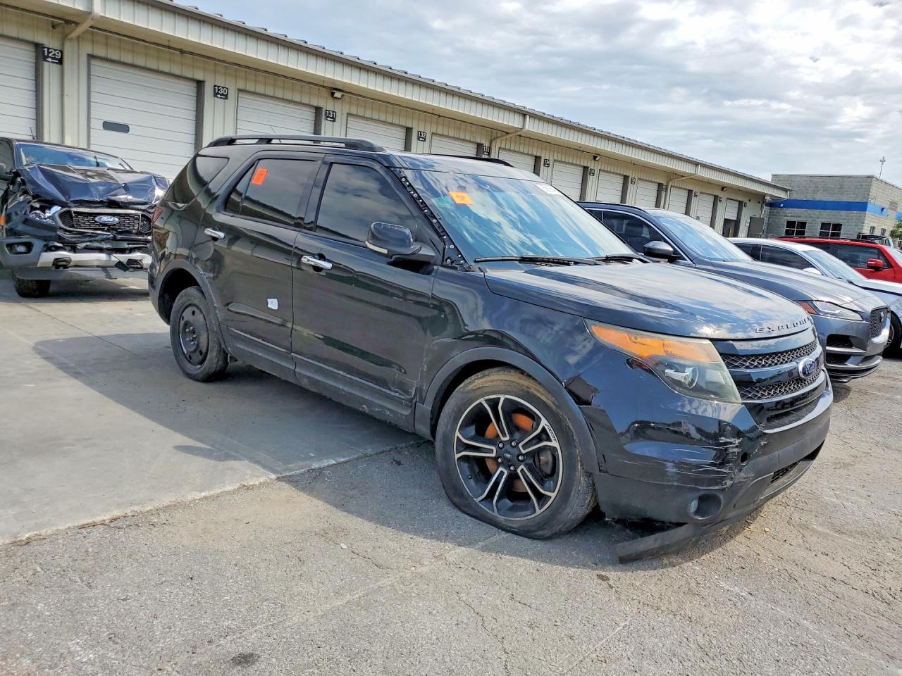 2014 Ford Explorer Sport - Фото 4