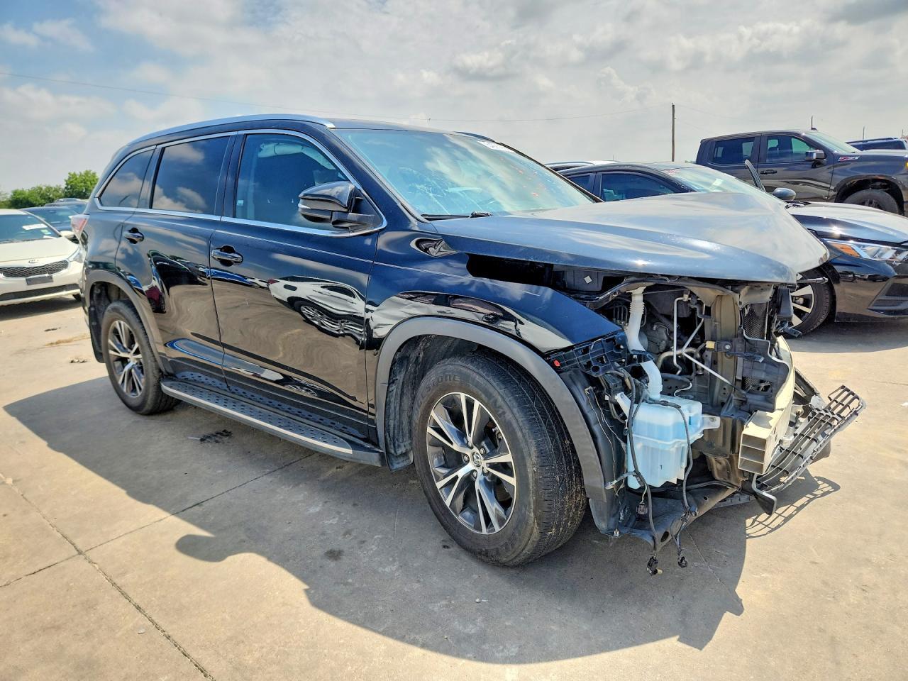 2016 Toyota Highlander Xle - Фото 4