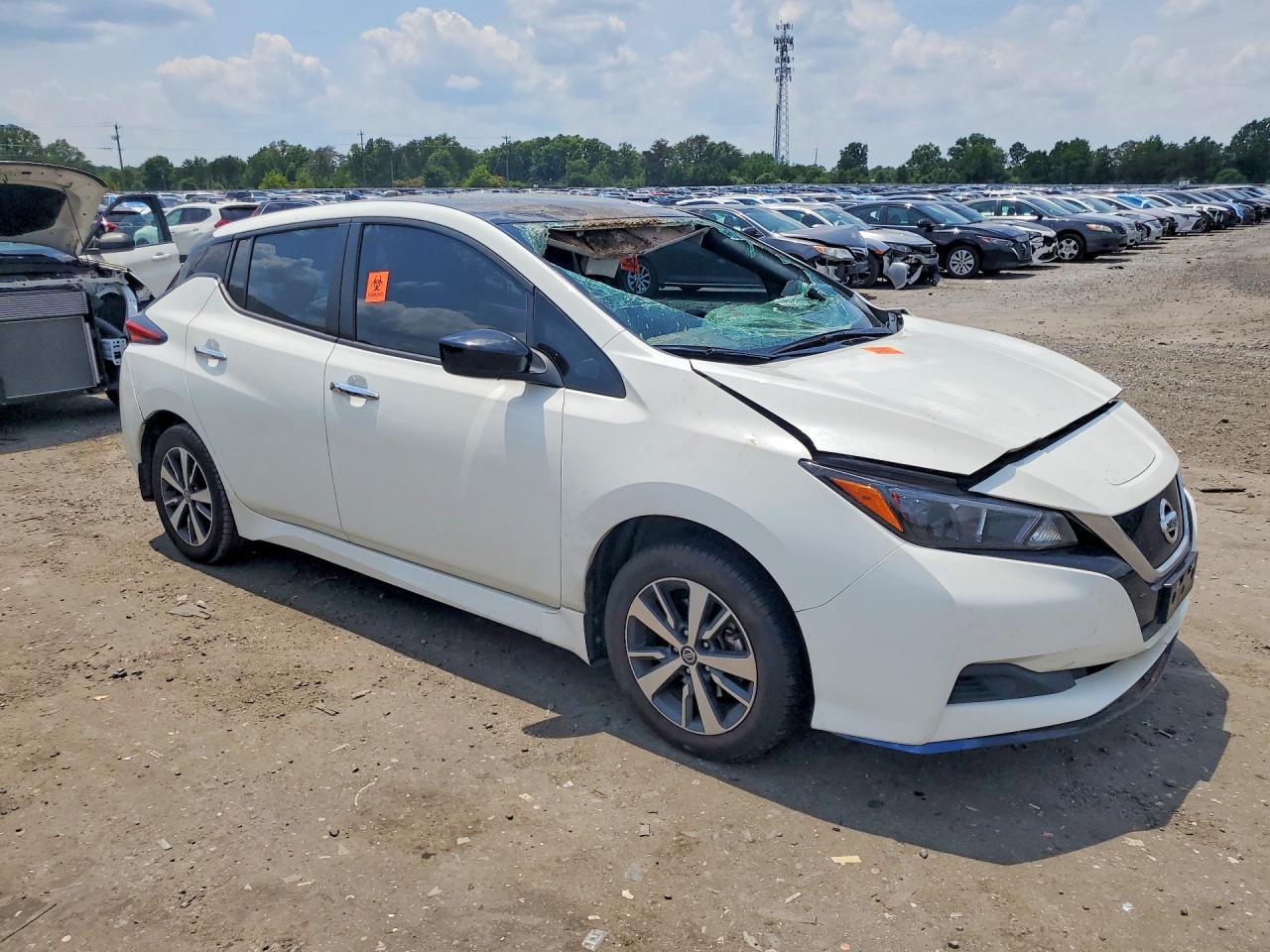 2022 Nissan Leaf S Plus - Image 4