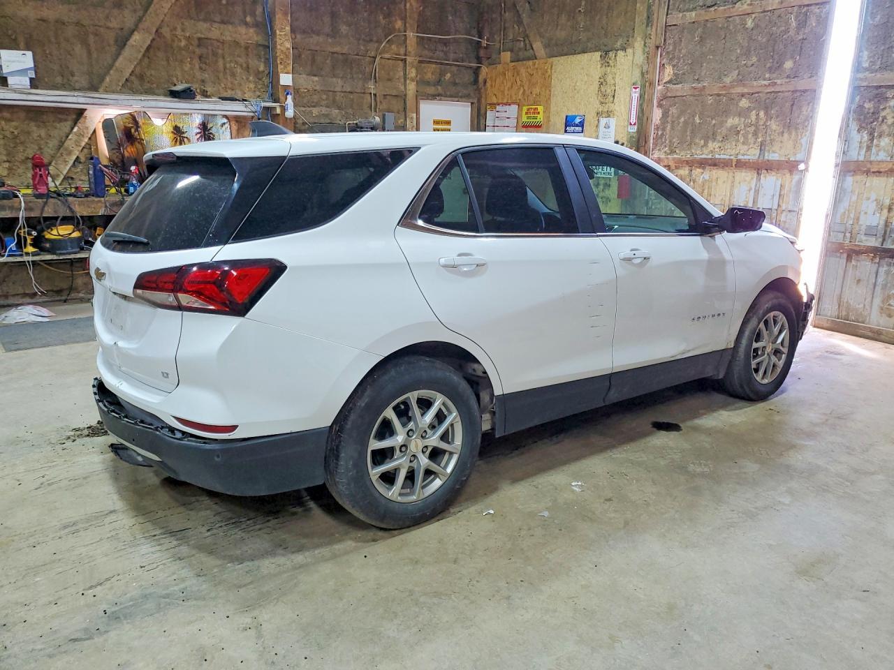 2024 Chevrolet Equinox Lt - Image 3