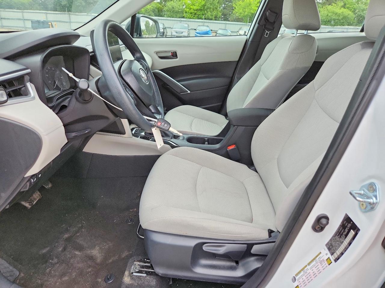 2025 Toyota Corolla Cross L - Фото 7