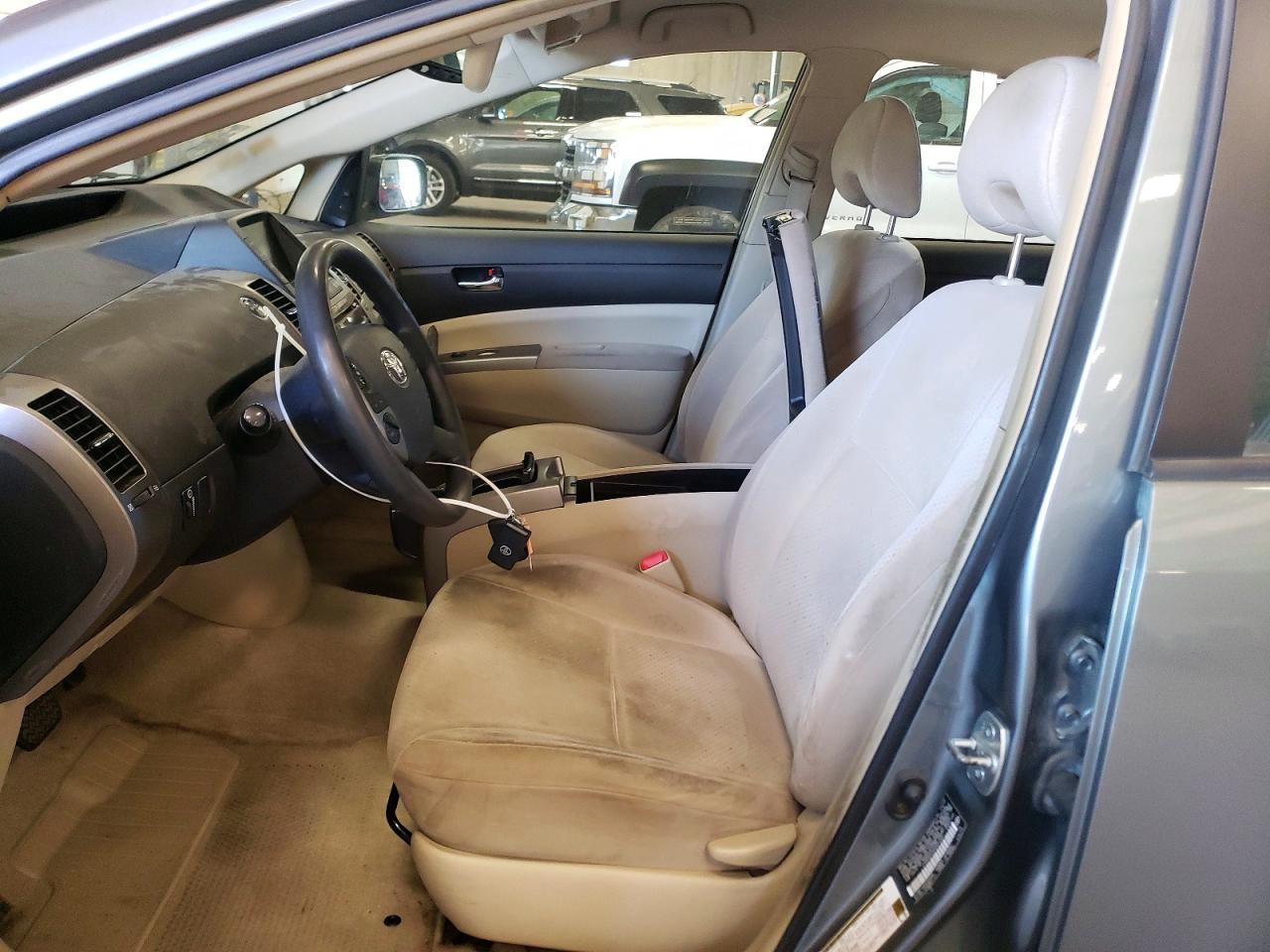 2004 Toyota Prius Base - Фото 7