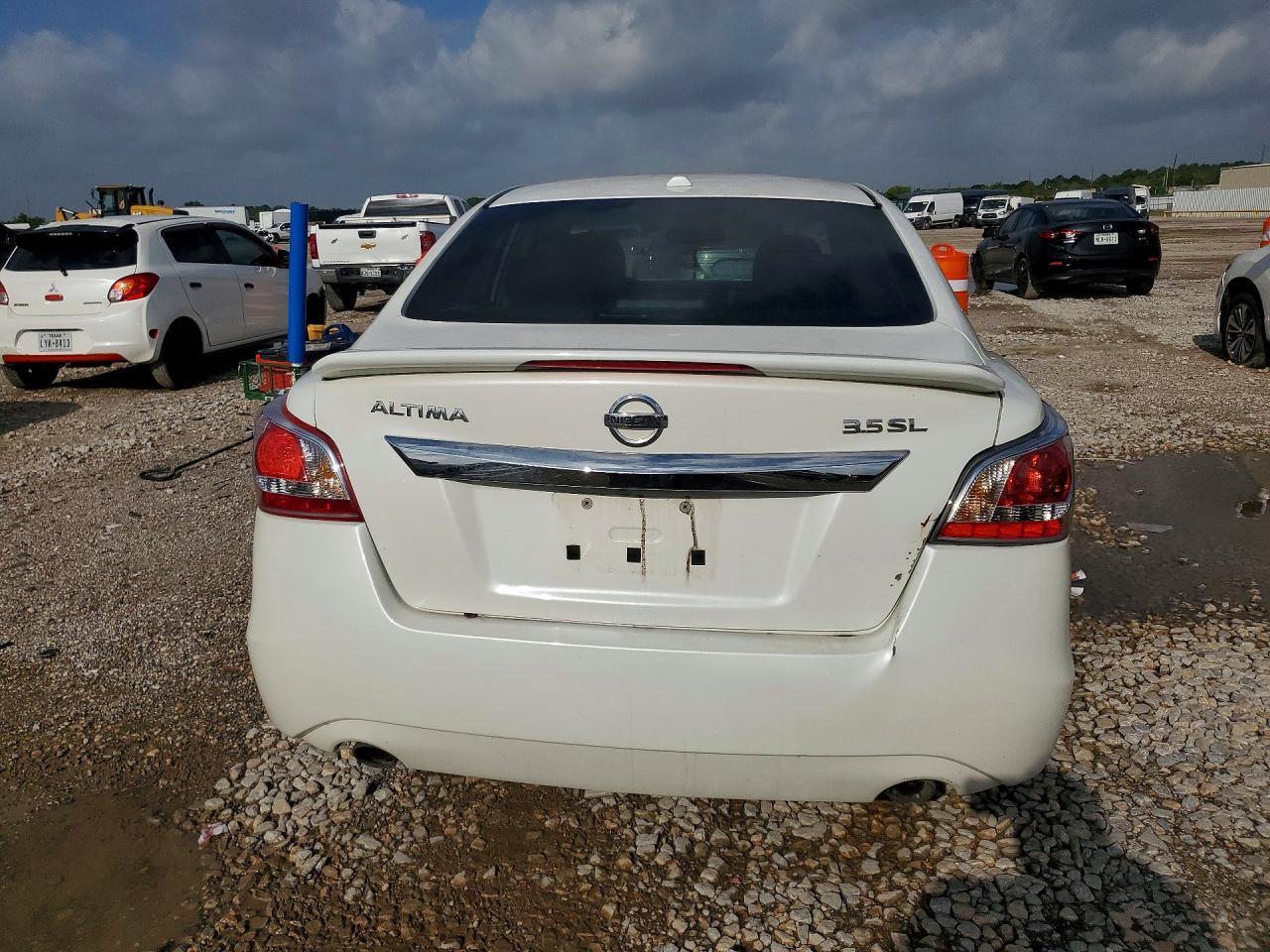 2013 Nissan Altima 3.5 S - Фото 6