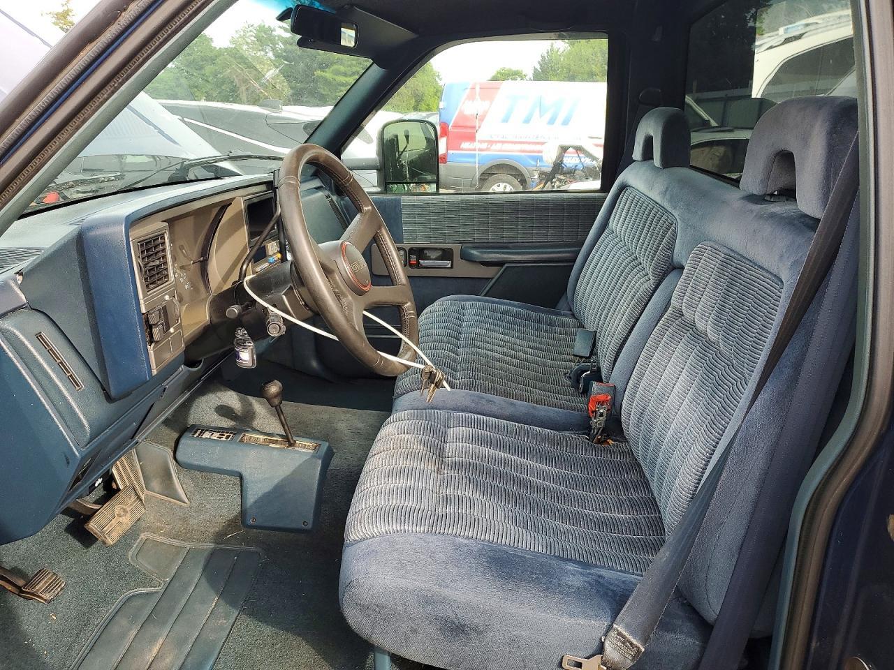 1993 GMC Sierra K1500 - Image 7