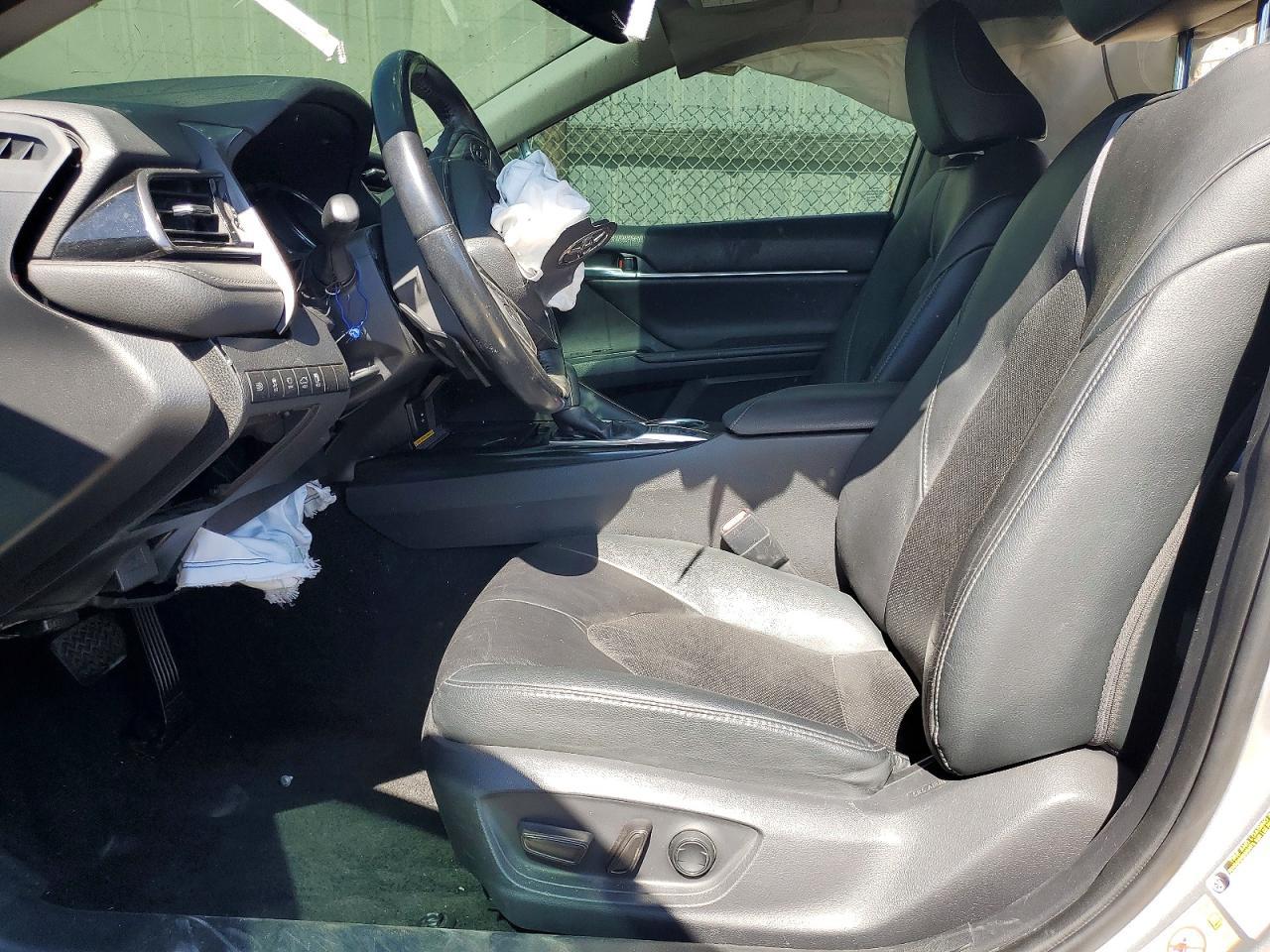 2019 Toyota Camry Xse - Image 7