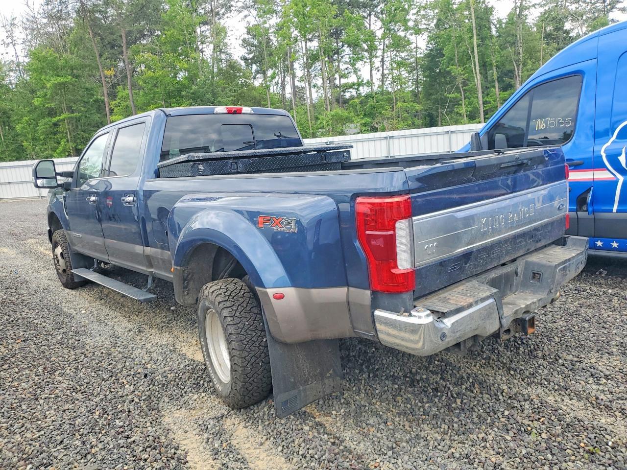 2019 Ford F350 Super Duty - Image 2