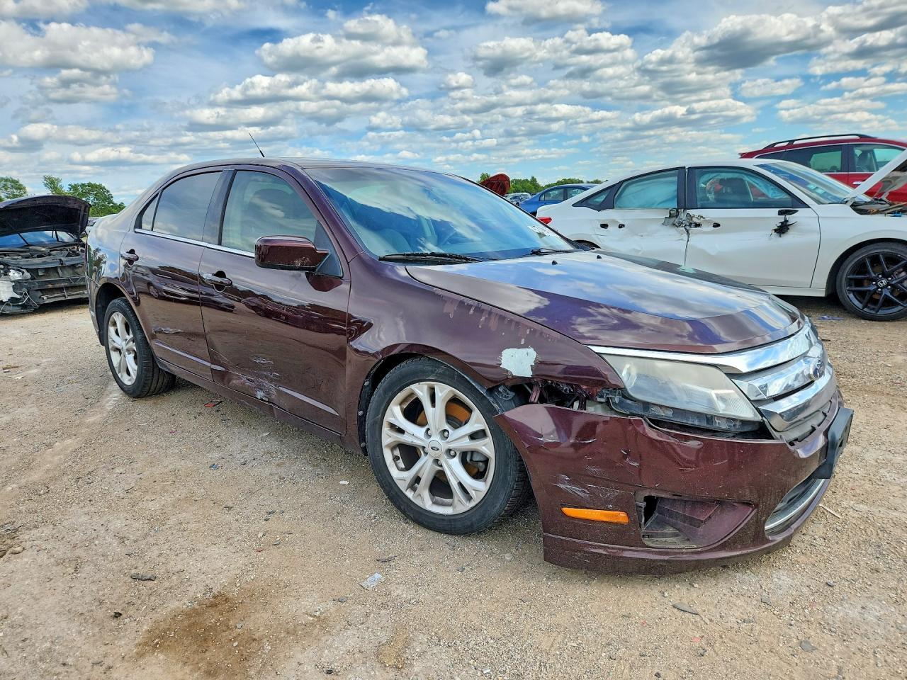 2012 Ford Fusion Se - Фото 4