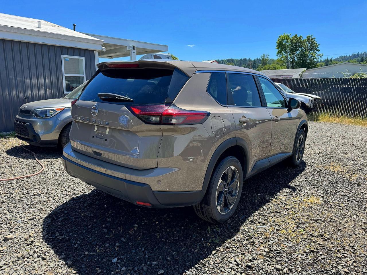 2025 Nissan Rogue Sv - Фото 4